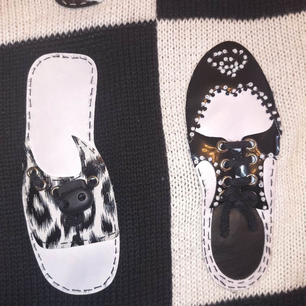 Susan Bristol Black & White Vintage Sweater Shoes, Sandal, Sneakers. Rare. Large - Picture 11 of 15